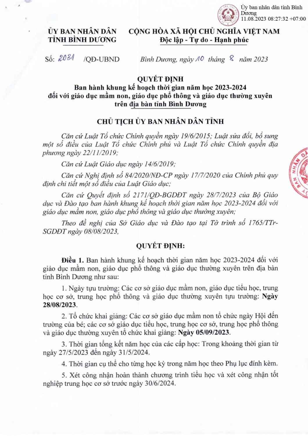 QUYET DINH BAN HANH KHUNG KE HOACH THOI GIAN NH 2023.2024_page-0001